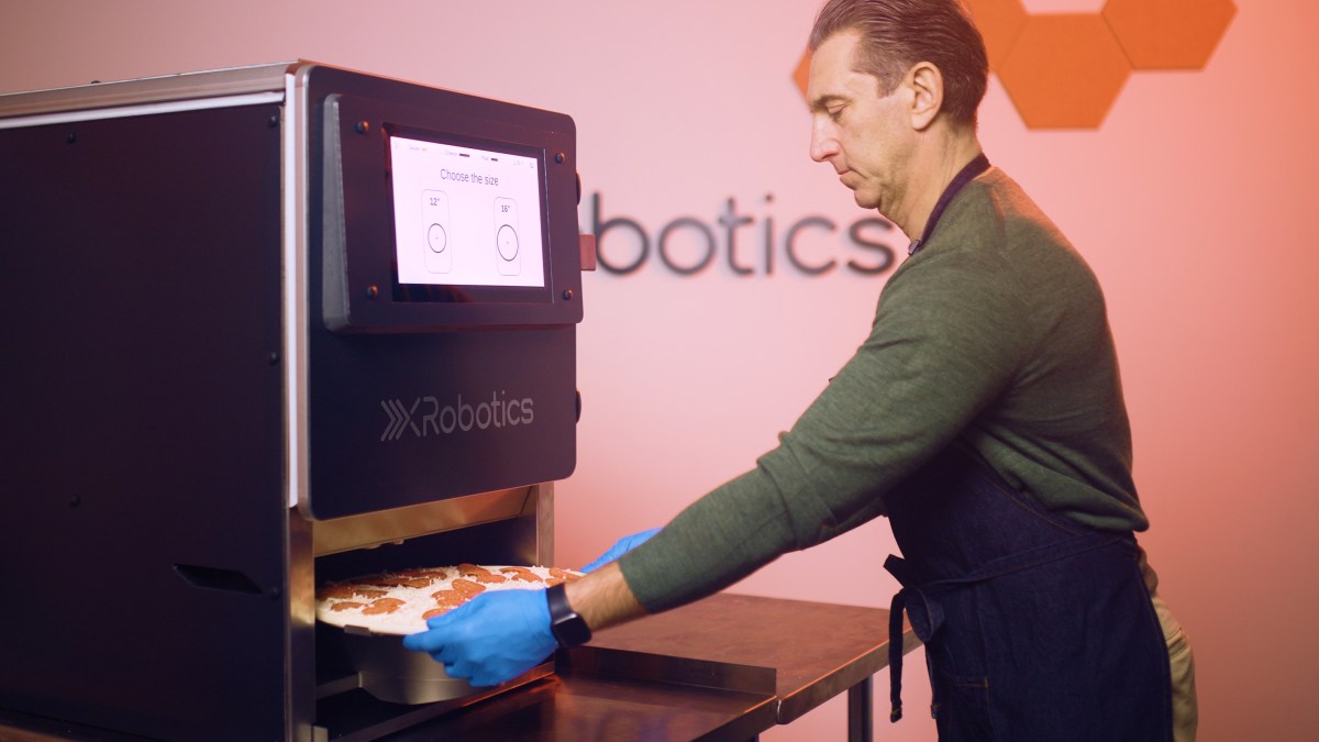 xrobotics’-countertop-robots-are-cooking-up-25,000-pizzas-a-month
