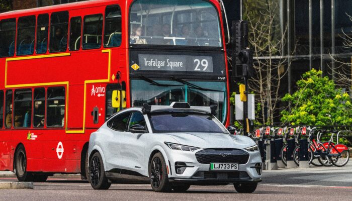 the-uk-accelerates-its-self-driving-car-ambitions