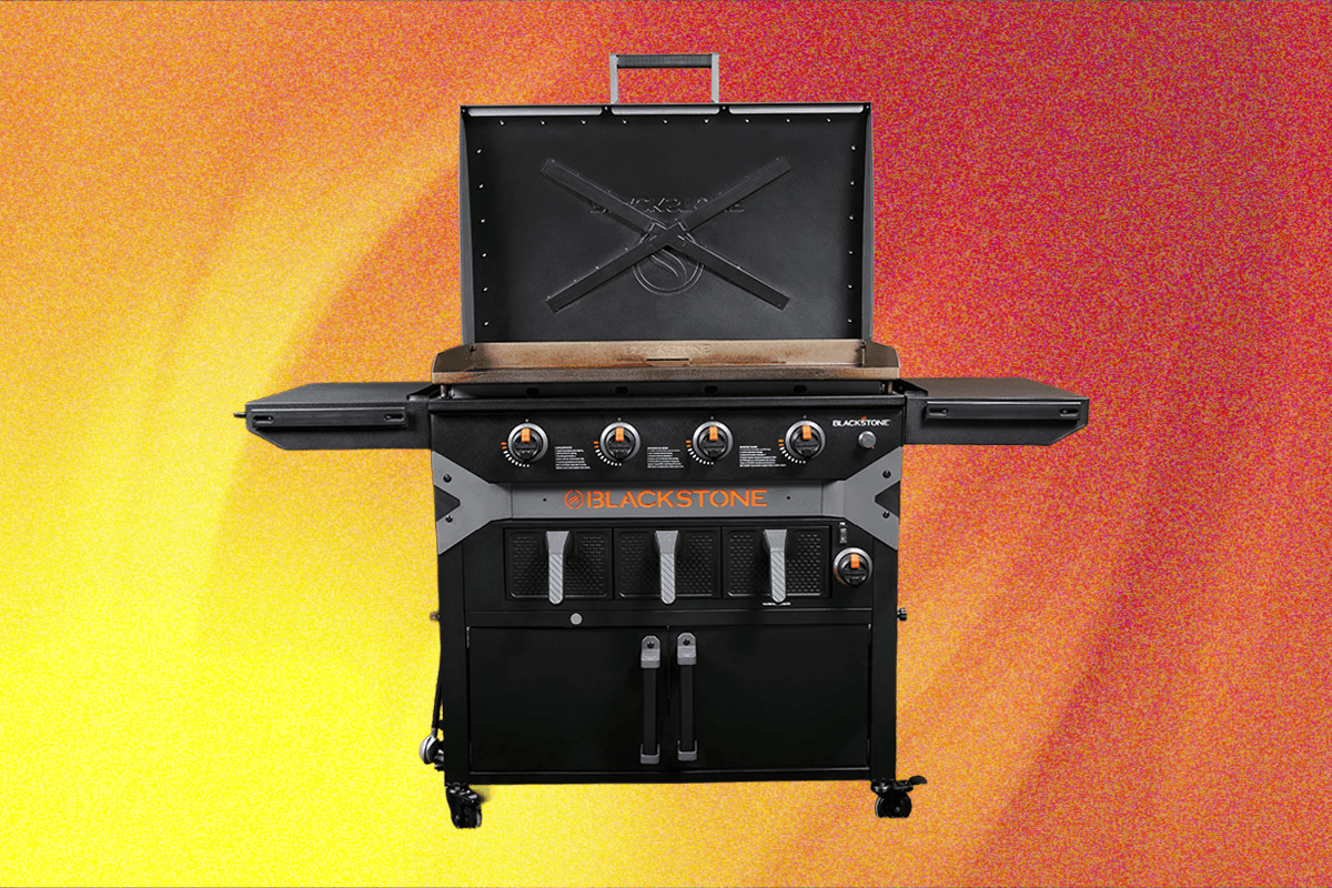 you-can-now-smash-burgers-and-fry-taters-on-blackstone’s-newest-contraption