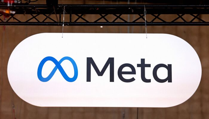 the-meta-ai-app-lets-you-‘discover’-people’s-bizarrely-personal-chats