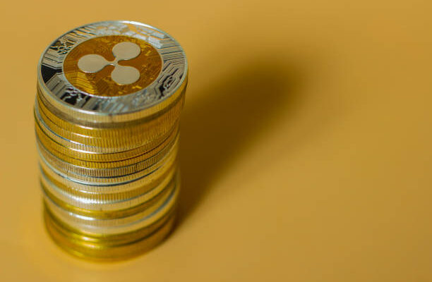 xrp-dominance-prepares-to-shatter-fib-0.5-after-4-historic-rejections