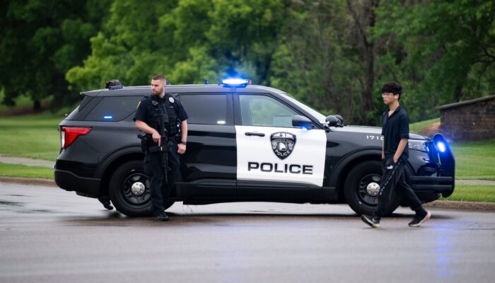 suspect-in-minnesota-shooting-linked-to-security-company,-evangelical-ministry