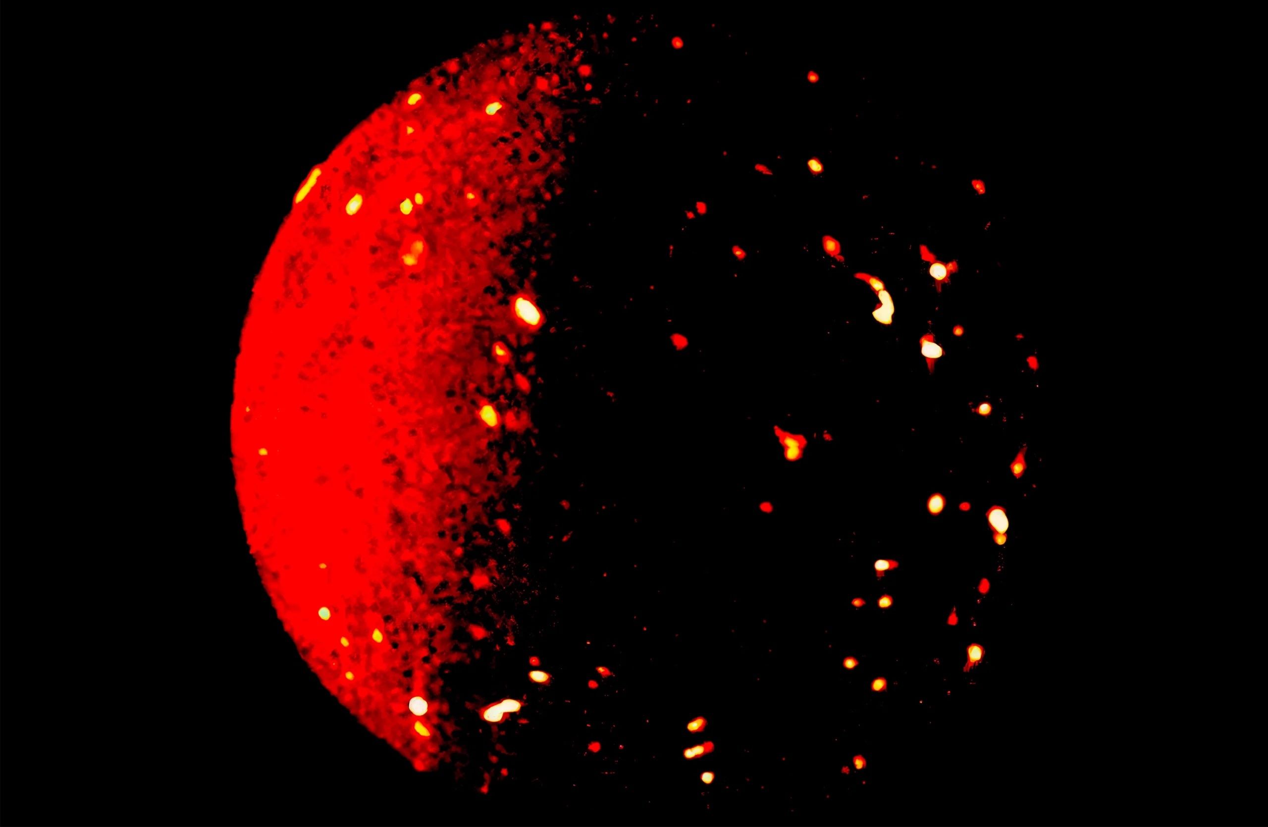 the-mysterious-inner-workings-of-io,-jupiter’s-volcanic-moon