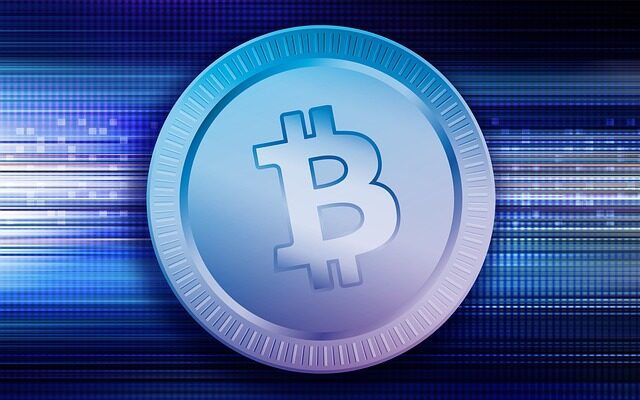 key-fractal-from-2023-says-bitcoin-price-is-still-bullish,-but-a-crash-to-$90,000-could-be-coming