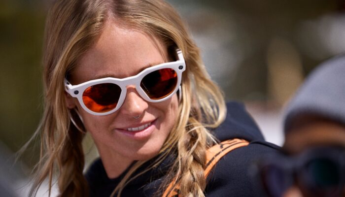 meta-unveils-its-oakley-smart-glasses