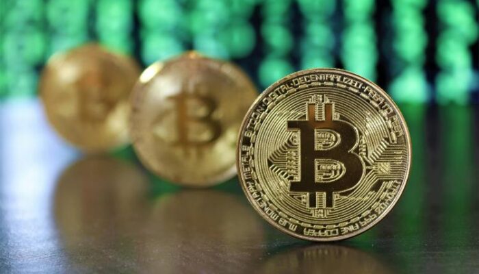 bitcoin-cbd-heatmap-marks-$95,500–$97,000-as-make-or-break-zone-–-details