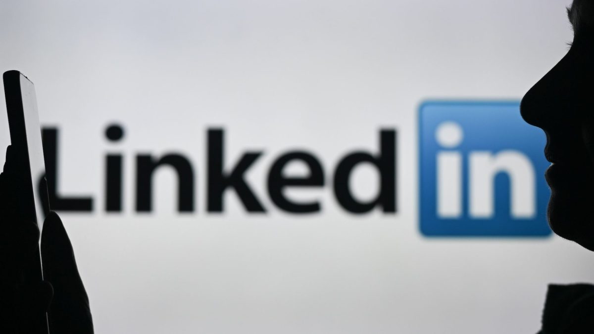 linkedin-ceo-says-ai-writing-assistant-is-not-as-popular-as-expected
