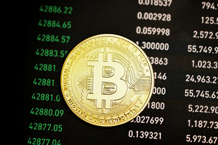 bitcoin-binary-cdd-hints-at-healthy-consolidation,-not-a-top