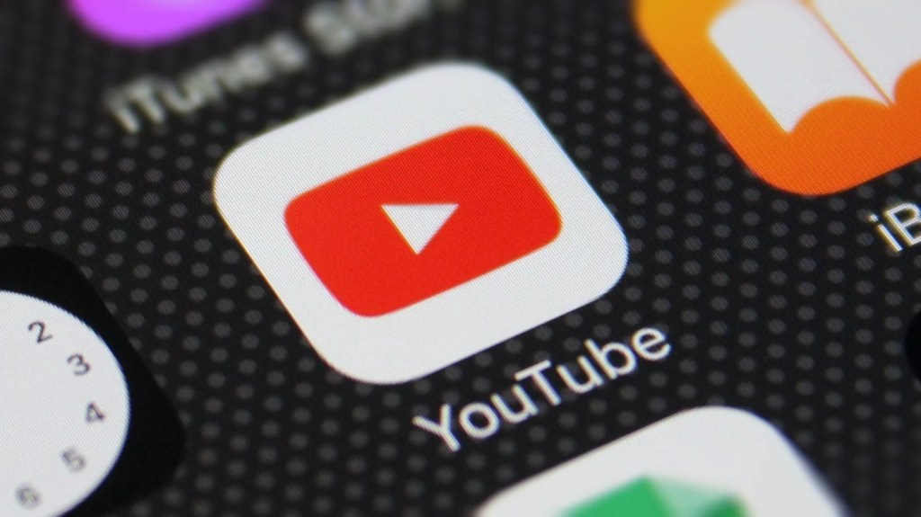 youtube-adds-an-ai-overviews-like-search-results-carousel