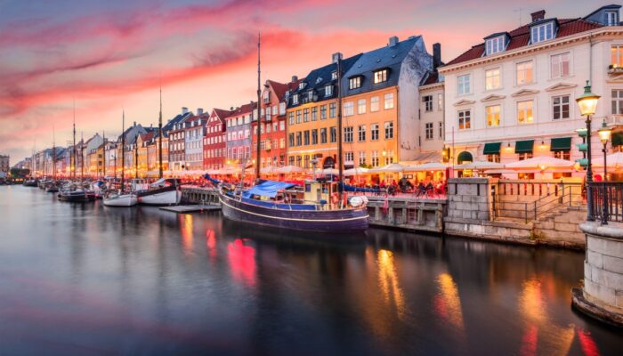 denmark-clamps-down-on-deepfakes-by-letting-people-copyright-their-own-features