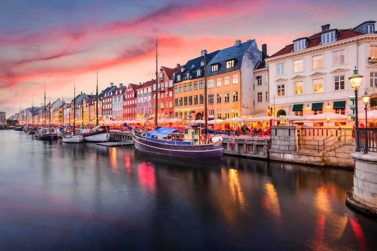 denmark-clamps-down-on-deepfakes-by-letting-people-copyright-their-own-features