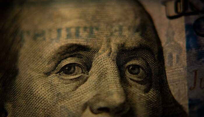 stablecoin-skepticism-grows-as-imf-official-challenges-their-money-role
