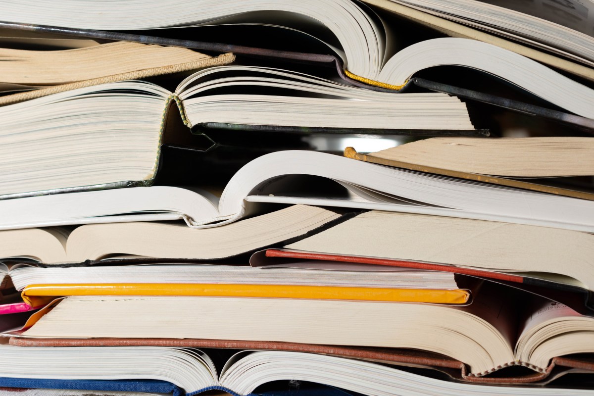 authors-call-on-publishers-to-limit-their-use-of-ai
