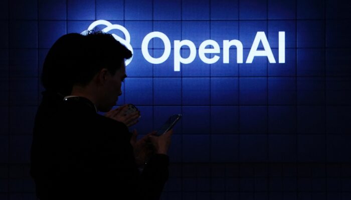 openai-loses-4-key-researchers-to-meta