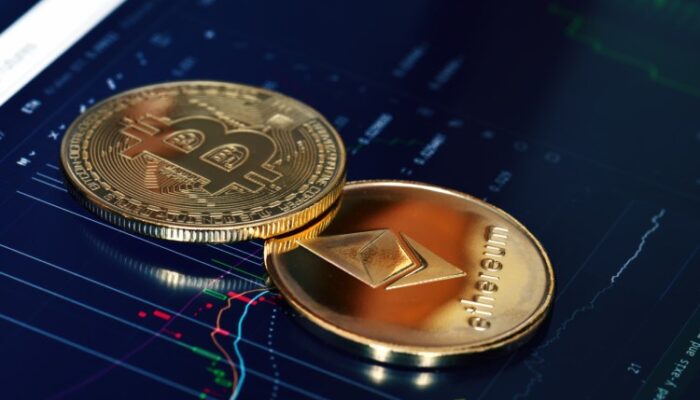 bitcoin-and-ethereum-coinbase-premium-remains-positive-for-7-weeks-—-here’s-why