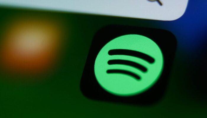 spotify-hints-at-a-more-chatty-voice-ai-interface-in-the-future