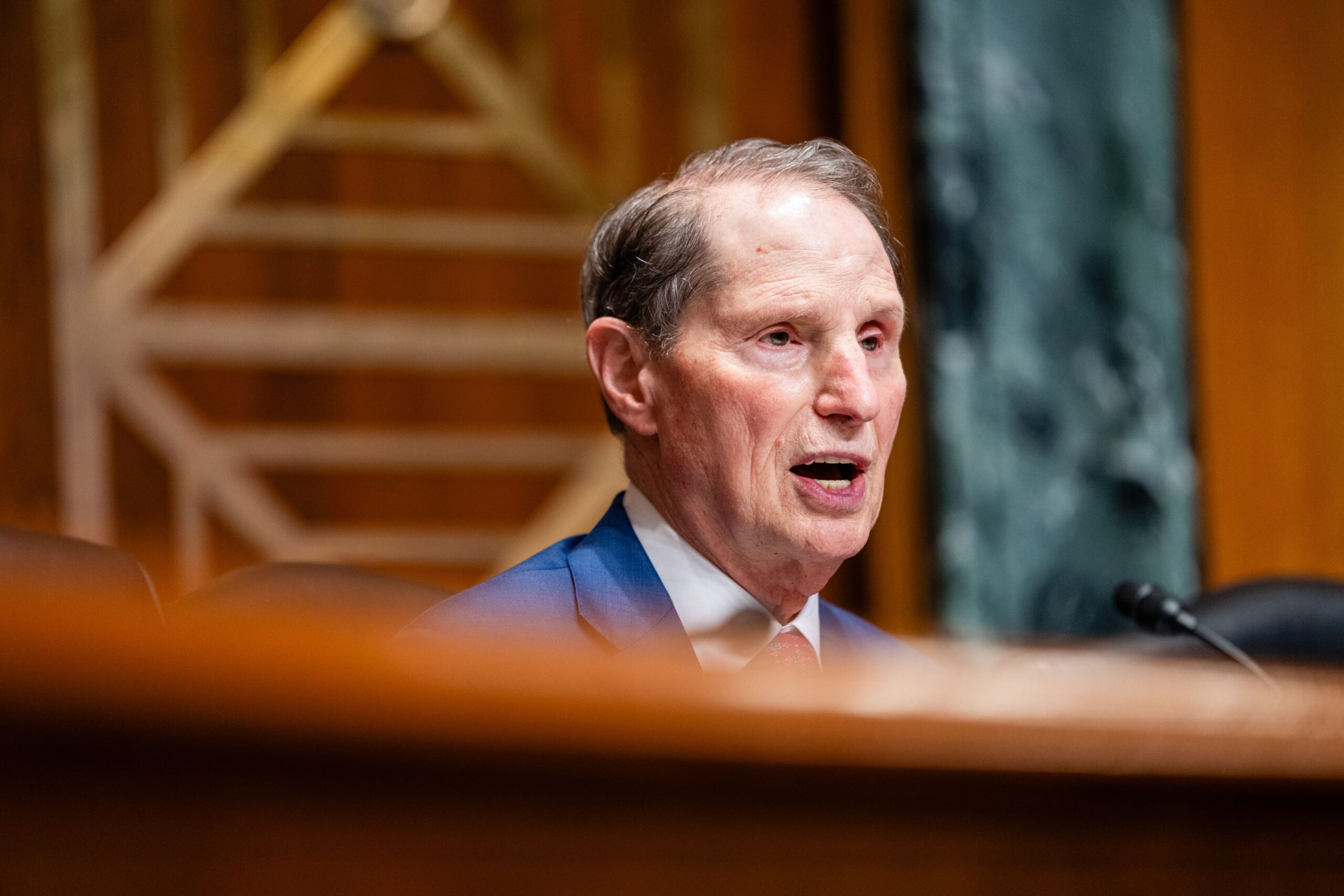 us-senator-urges-dhs-to-probe-whether-agents-were-moved-from-criminal-cases-to-deportations us-senator-urges-dhs-to-probe-whether-agents-were-moved-from-criminal-cases-to-deportations
