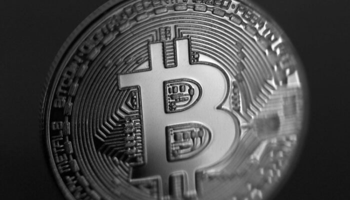 network-stability-or-miner-pullback?-bitcoin-mining-difficulty-stagnates-in-2025