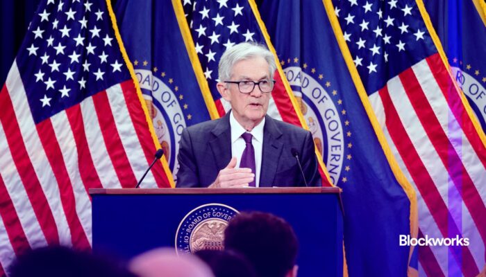 will-the-fed-keep-diverging-from-other-central-bank-policies?