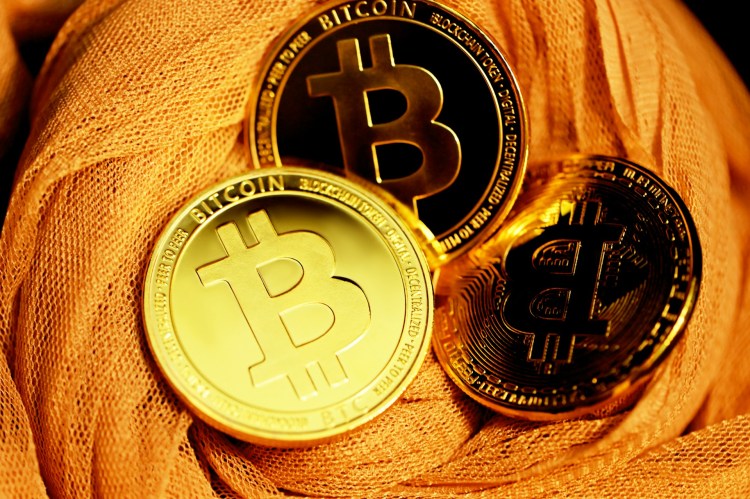 bitcoin-bull-run-at-risk?-binance-whale-to-exchange-flow-signals-price-correction bitcoin-bull-run-at-risk?-binance-whale-to-exchange-flow-signals-price-correction