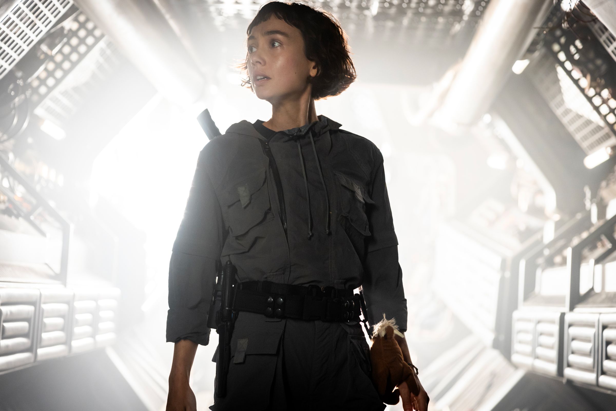 in-‘alien:-earth’,-the-future-is-a-corporate-hellscape