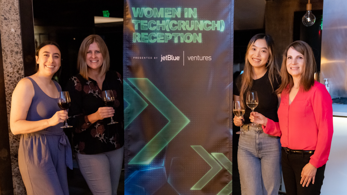 from-mixers-to-pitch-offs-—-your-brand-event-belongs-at-techcrunch-disrupt-2025
