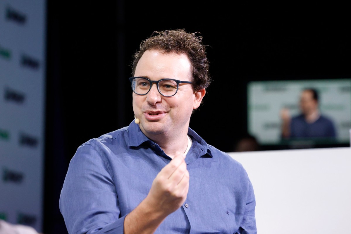 microsoft-to-lessen-reliance-on-openai-by-buying-ai-from-rival-anthropic