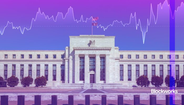 what’s-next-for-crypto-markets-as-fed-rate-cut-expectation-holds?