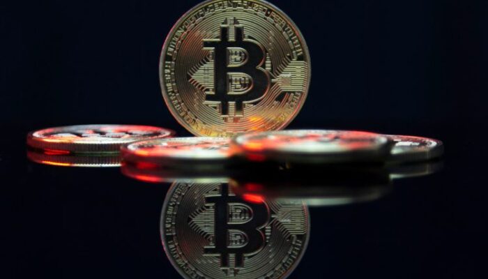 $15m-in-bitcoin-awakens-from-10-year-slumber-as-btc-hits-$116k