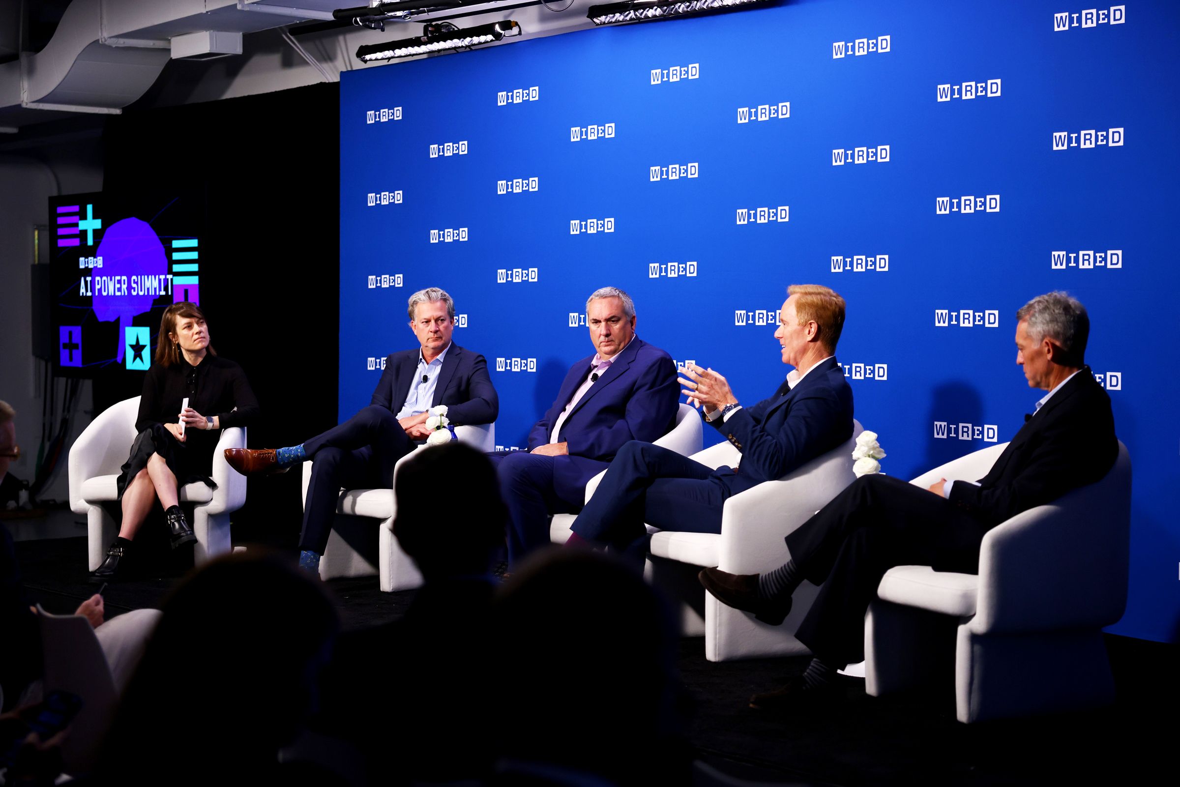 how-ai-is-upending-politics,-tech,-the-media,-and-more