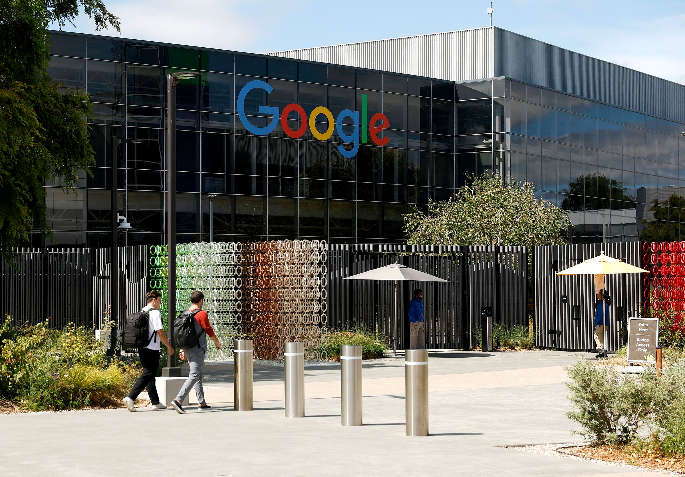 hundreds-of-google-ai-workers-were-fired-amid-fight-over-working-conditions