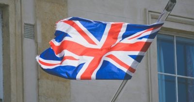 uk-inflation-stays-high,-potentially-pausing-interest-rate-hikes