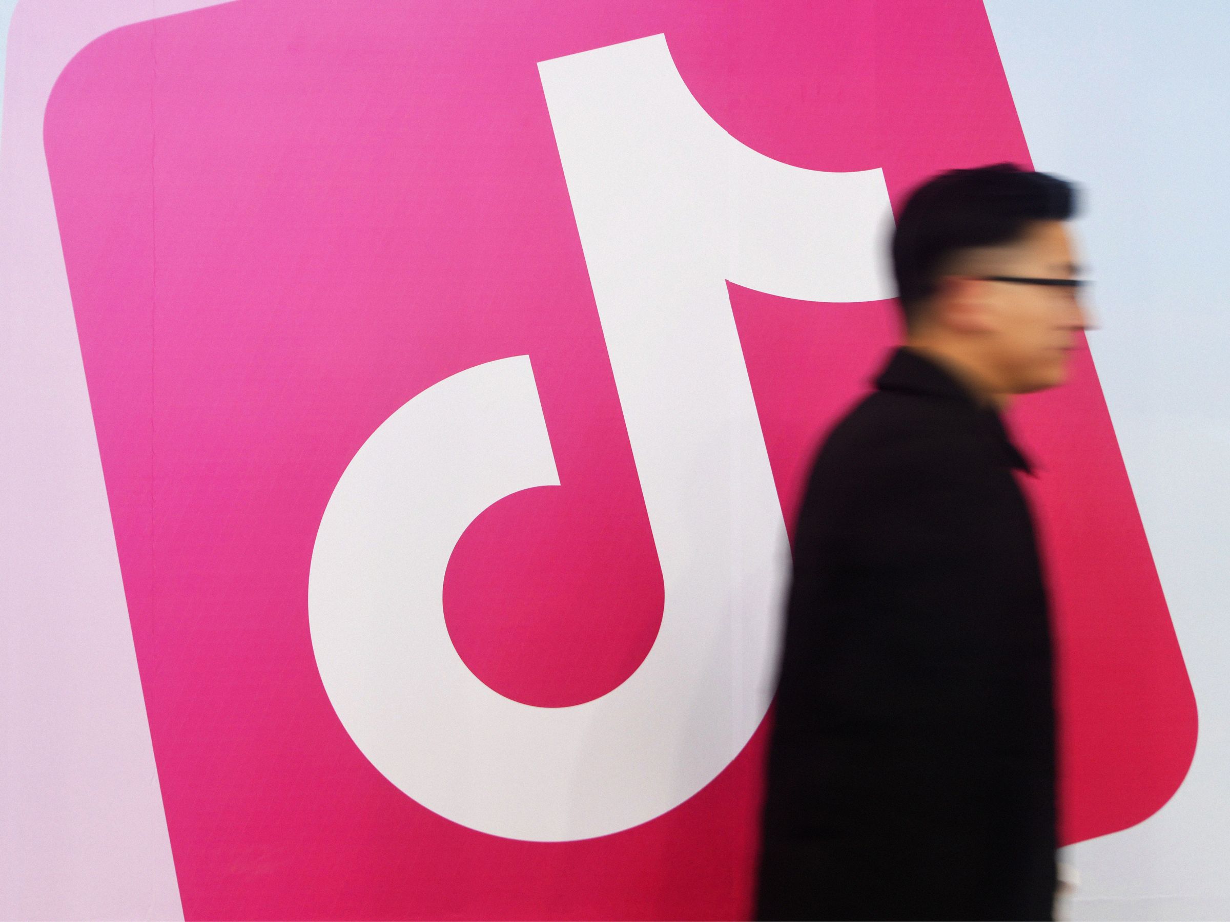 donald-trump-is-saying-there’s-a-tiktok-deal.-china-isn’t