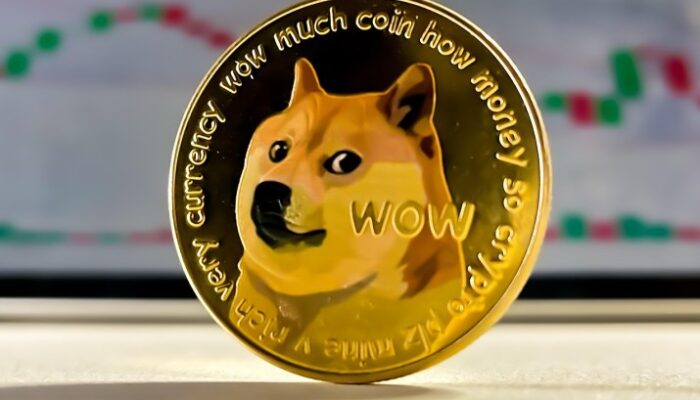 dogecoin-bullish-echo:-1-2-formation-returns-as-price-breaks-key-channel