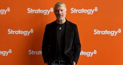 michael-saylor’s-strategy-purchases-850-bitcoin-at-above-$117,000