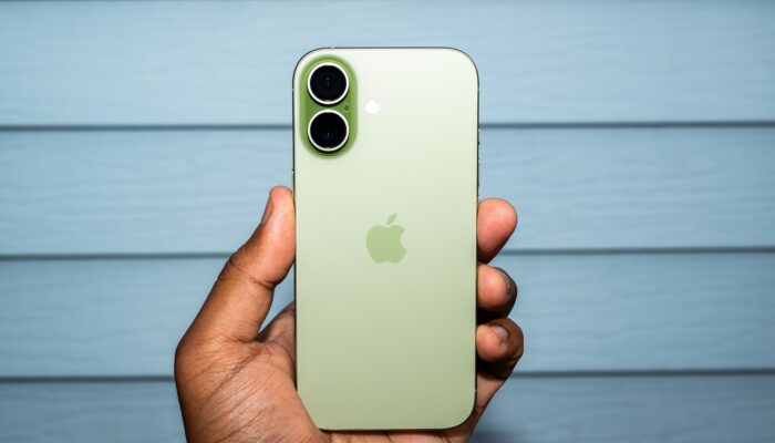 you-probably-should-just-buy-the-iphone-17
