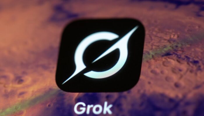 elon-musk’s-xai-offers-grok-to-federal-government-for-42-cents 