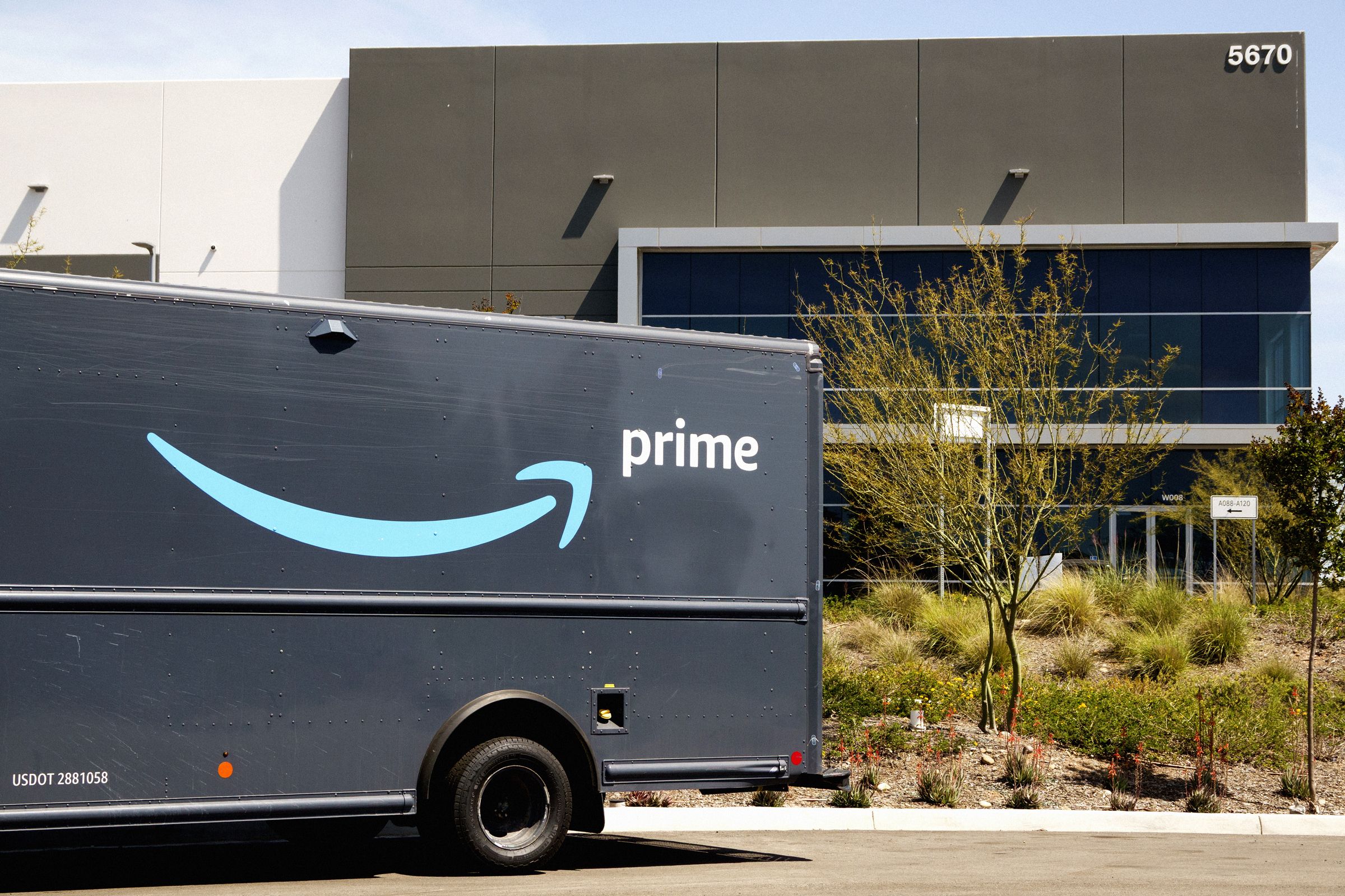 amazon-will-pay-$2.5-billion-to-settle-ftc-suit-that-alleged-‘dark-patterns’-in-prime-sign-ups