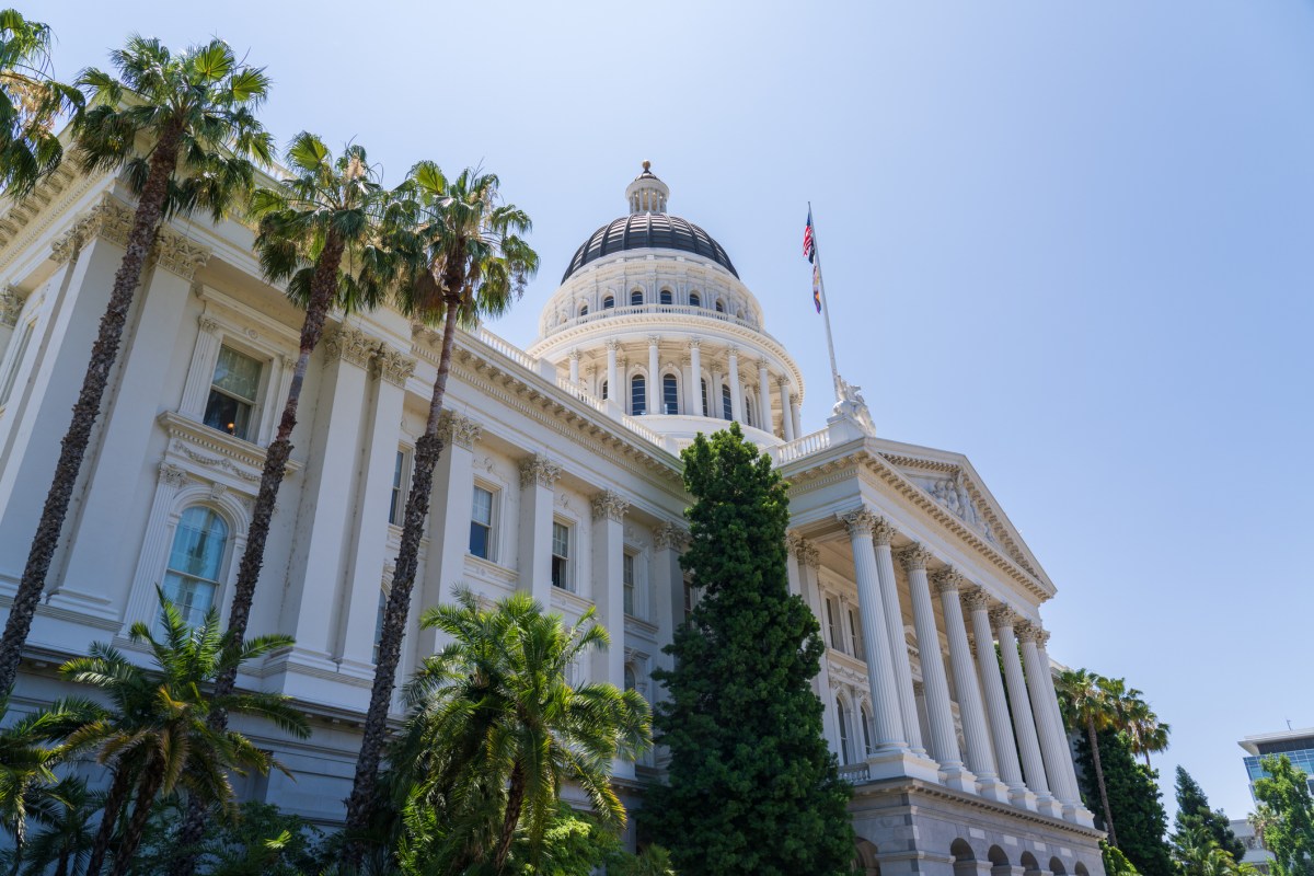 california’s-new-ai-safety-law-shows-regulation-and-innovation don’t have-to-clash 