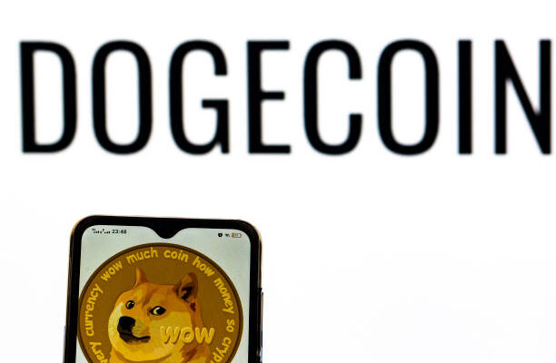 dogecoin-consolidates-after-recent-rejection,-but-$0.32-retest-looks-inevitable