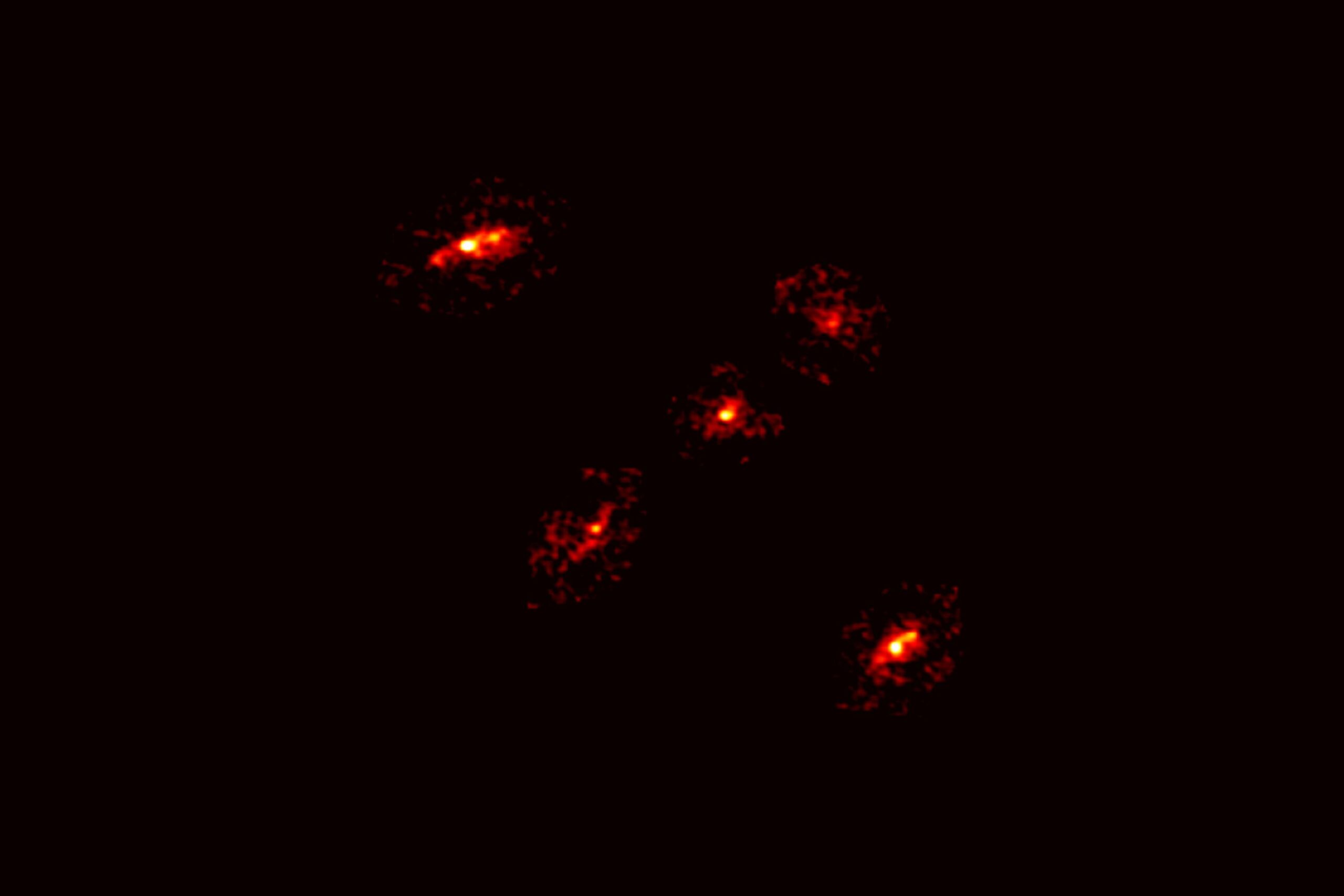 a-newly-discovered-‘einstein’s-cross’-reveals-the-existence-of-a-giant-dark-matter-halo