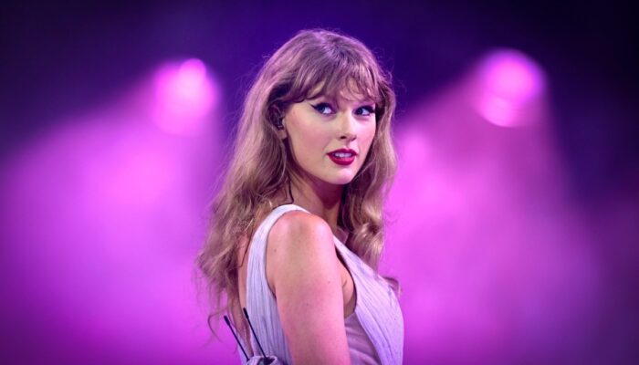 taylor-swift-fans-accuse-singer-of-using-ai-in-her-google-scavenger-hunt-videos