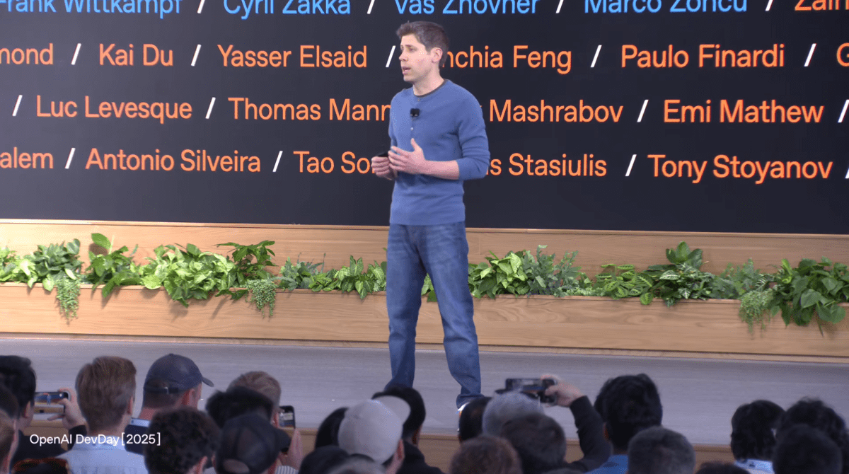 sam-altman-says-chatgpt-has-hit-800m-weekly-active-users 