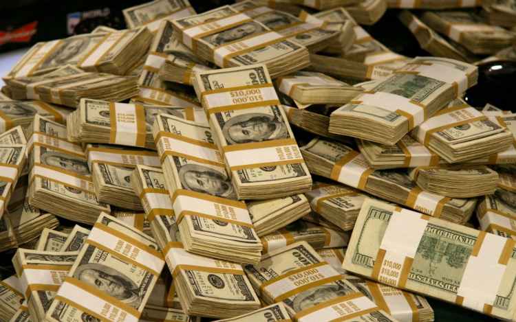 bitcoin-breaks-$126k-—-bitwise-cio-sees-$1-trillion-wave-coming