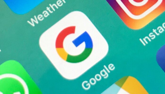 google-updates-search-and-discover-with-collapsible-ads,-ai-features,-and-more
