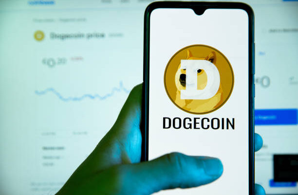 pattern-that-led-to-dogecoin-price-36,000%-surge-in-2021-has-emerged-again,-will-history-repeat?