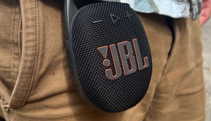 jbl’s-rad-clip-on-bluetooth-speaker-is-$20-off