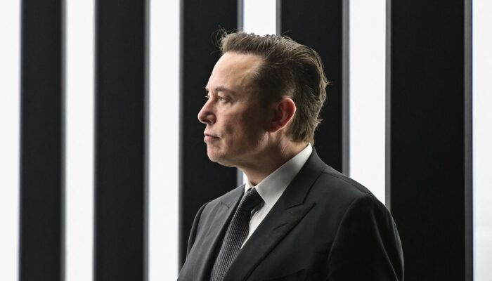 elon-musk-wants-‘strong-influence’-over-the-‘robot-army’-he’s-building