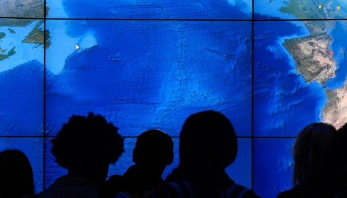 google-earth-gets-an-ai-chatbot-to-help-chart-the-climate-crisis