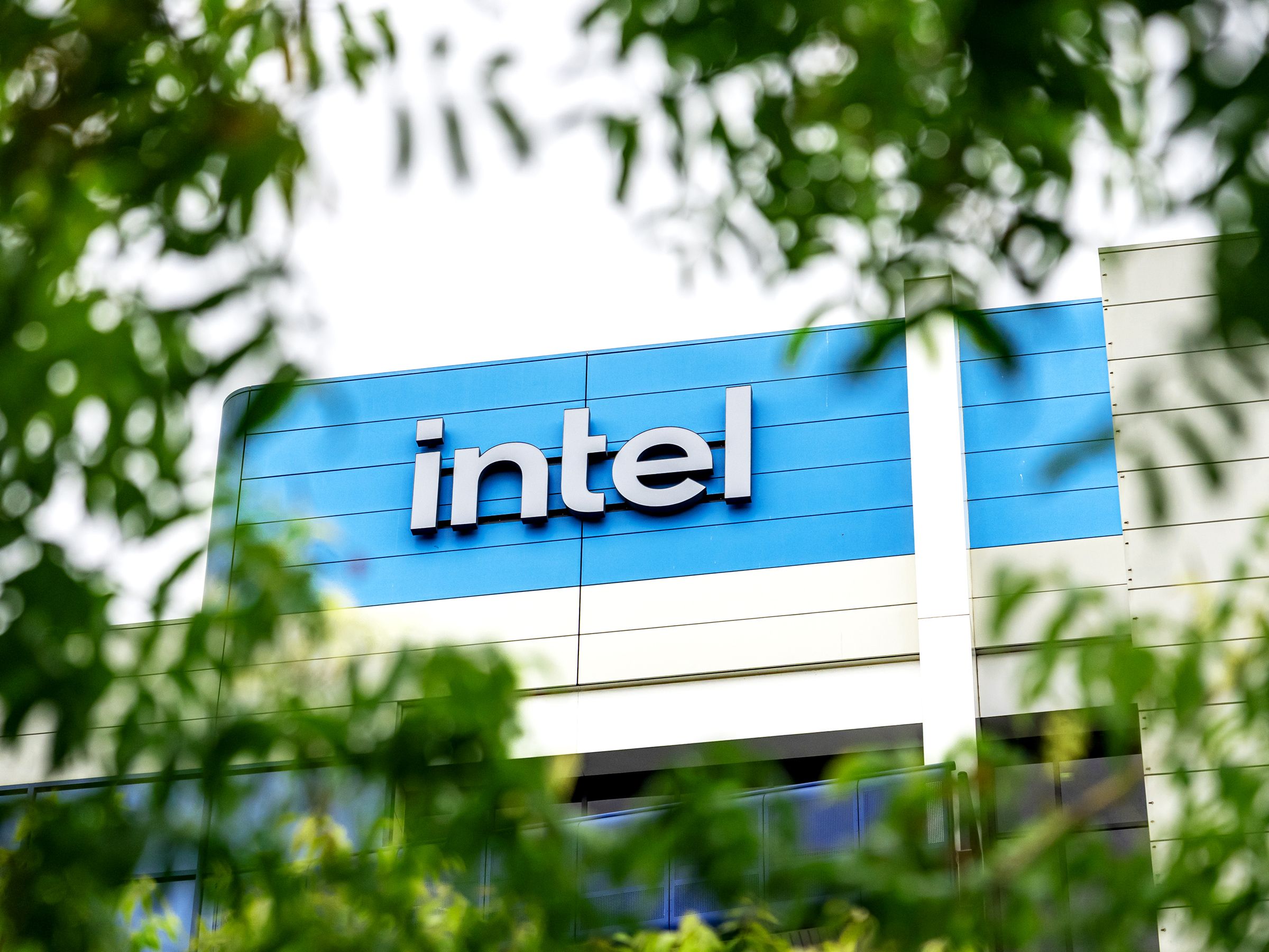 trump’s-investment-in-intel-is-paying-off